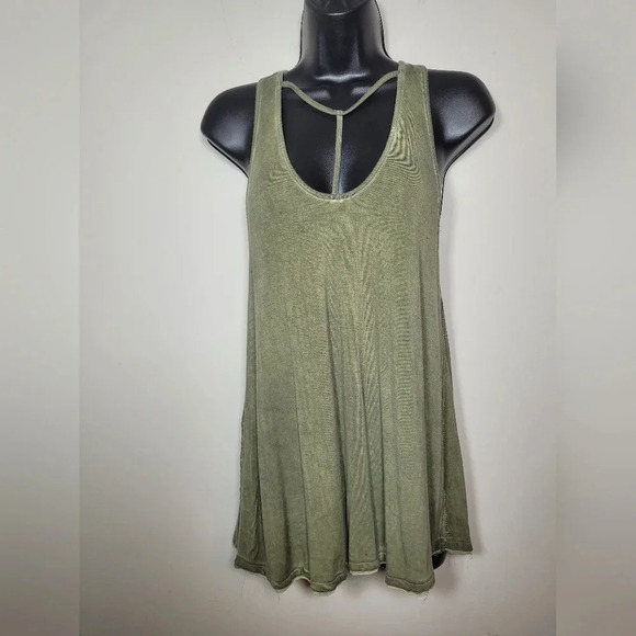We the Free T-front Basic Tank Olive Green sz XS - Picture 1 of 11